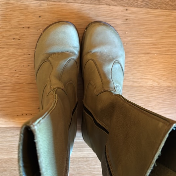 El Naturalist Green Leather Boots - Picture 6 of 6